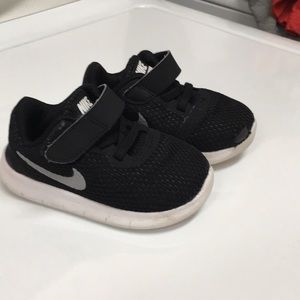 Nike FREE Toddler shoes